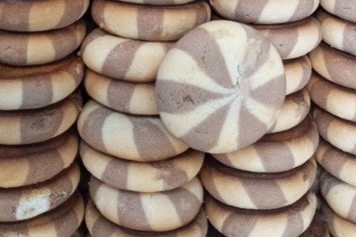 کلوچه فله دو رنگ خرما و نارگیلی کویر 5 کیلویی